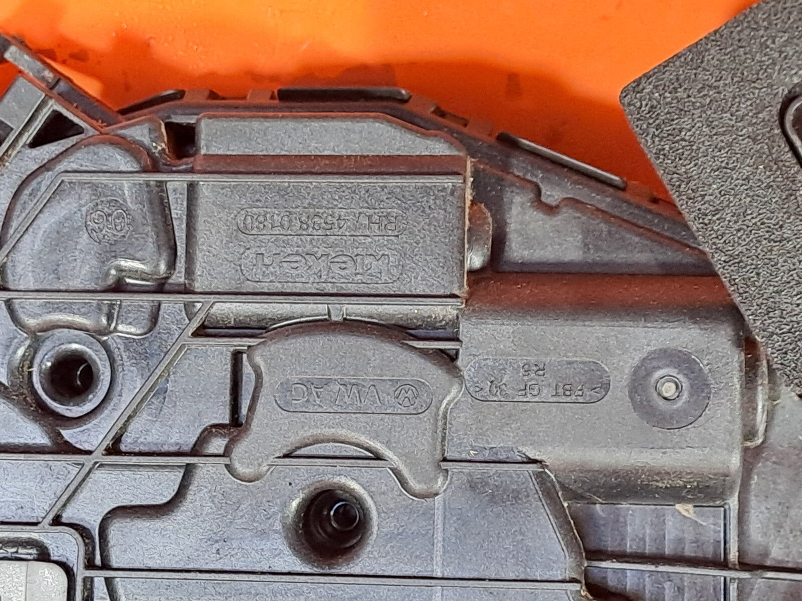 VW TAIGO LIFE 1.0 PETROL 2023 REAR RIGHT DOOR LOCK A5P5TA839016P Warranty A219 - Image 9