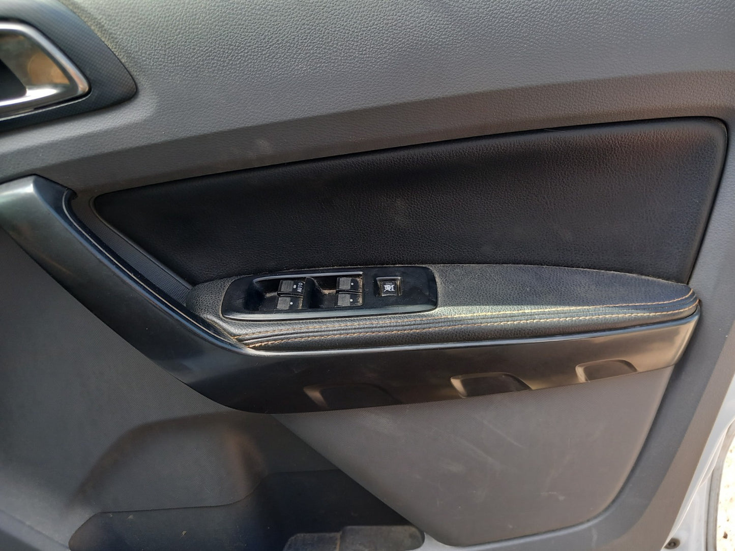 2017 Ford Ranger Wildtrak Front Right Door Card Panel Warranty A401 - Image 6