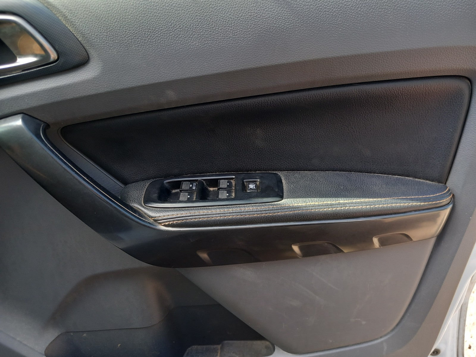 2017 Ford Ranger Wildtrak Front Right Door Card Panel Warranty A401 - Image 6