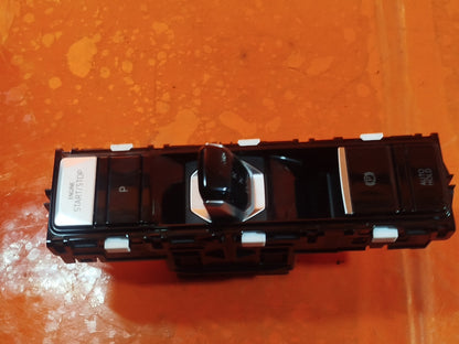 ✅VW GOLF R-LINE MK8 2020 GEAR SELECTOR SWITCH ENGINE START STOP BUTTON 5H0713059 - Image 3