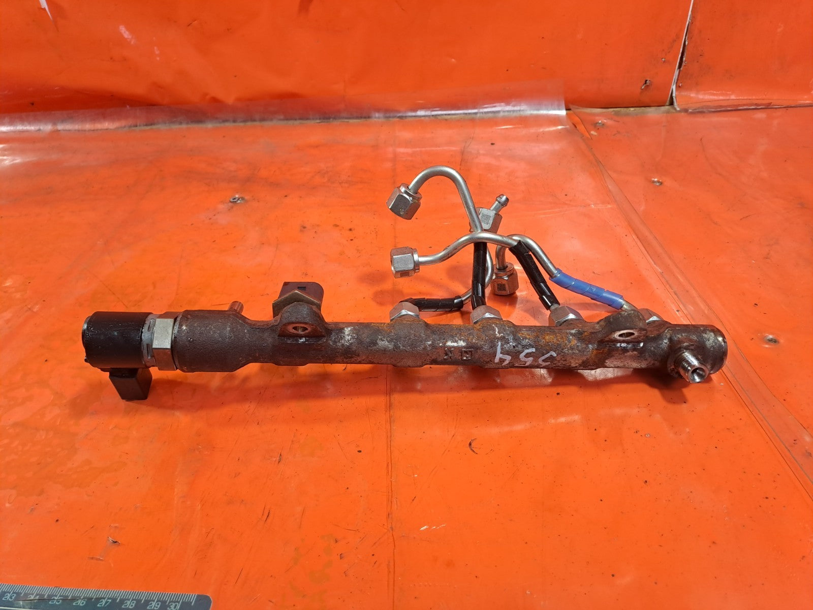 ✅2019 Ford Focus MK4 ST-Line Fuel Injector Rail HG9Q-9D280-AA + Warranty A354 - Image 2