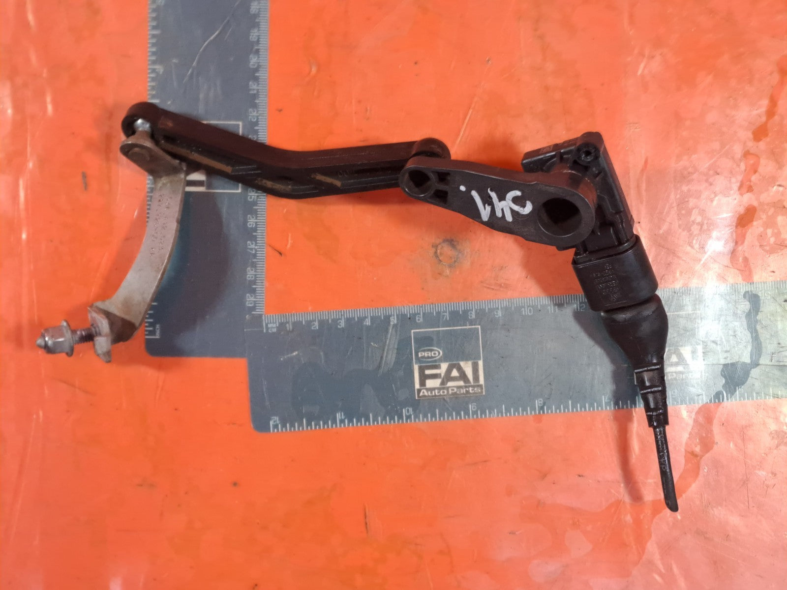 ebay-src:https://i.ebayimg.com/00/s/mtiwmfgxnjaw/z/vf8aaesw-3lpg557/$_57.jpg