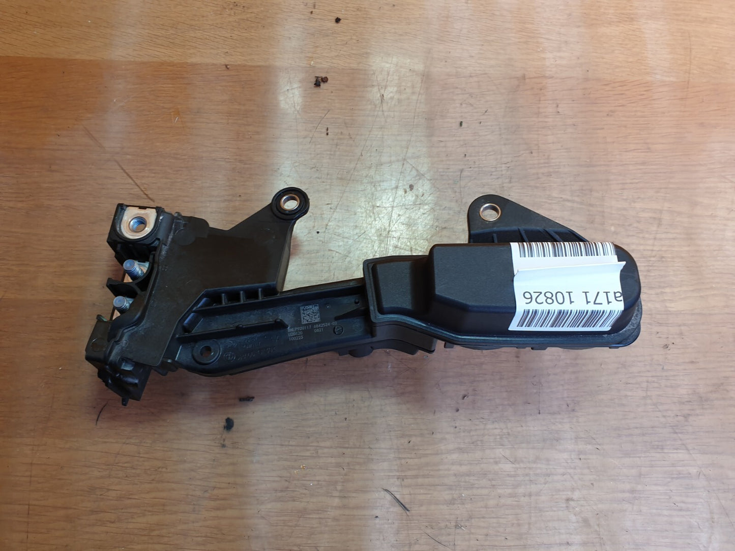 ebay-src:https://i.ebayimg.com/00/s/mtiwmfgxnjaw/z/ibyaaoswlkpmsonq/$_57.jpg