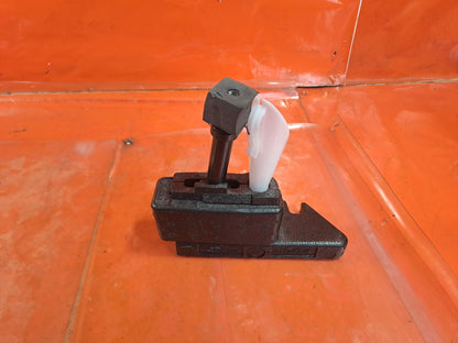 ✅2023 FORD PUMA TITANIUM TOWING EYE HOOK WITH FOAM M1TB-19G381-AA +WARRANTY A328 - Image 3