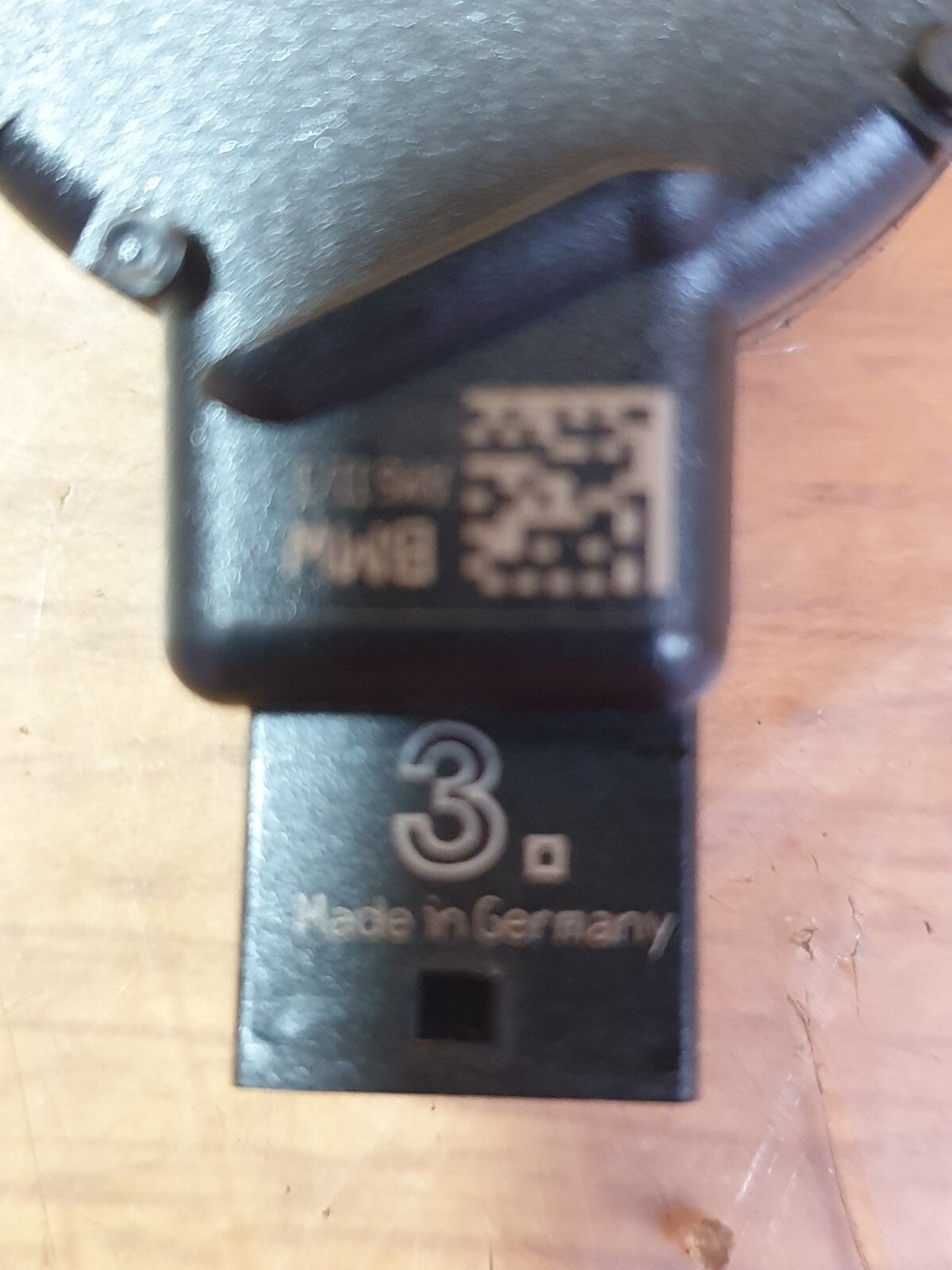 ebay-src:https://i.ebayimg.com/00/s/mtywmfgxmjaw/z/hiiaaoswswvmait4/$_57.jpg