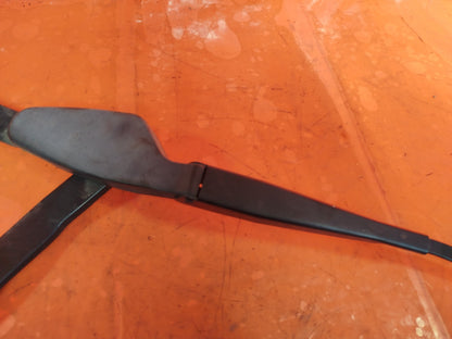 ✅Mercedes C-Class C250 W204 2.1 Diesel 2011 FRONT RIGHT WINDSCREEN WIPER ARM - Image 4