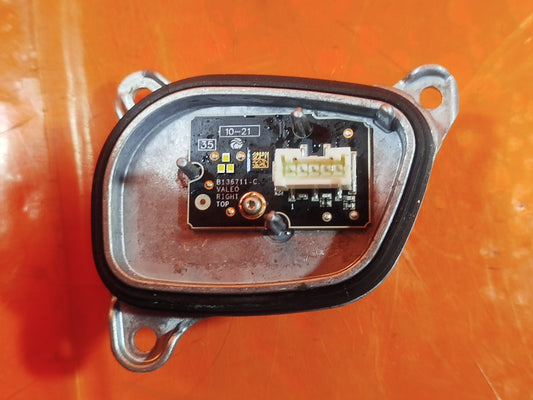 ✅2021 VW GOLF R-LINE MK8 RIGHT HEADLIGHT BALLAST MODULE 5H0998478A + WARRANTY - Image 1