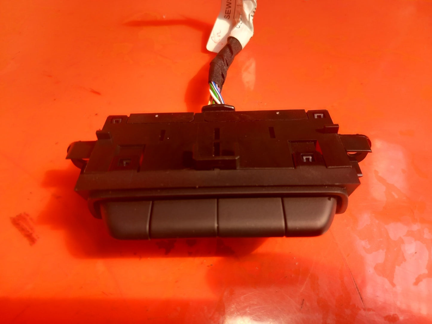 Renault Captur 1.6 Petrol 2023 Switch Block Panel Dashboard 259800229R Warranty - Image 10