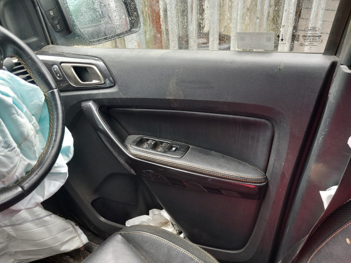 2021 Ford Ranger Wildtrak Door Card Front Right Side Warranty A418 - Image 1