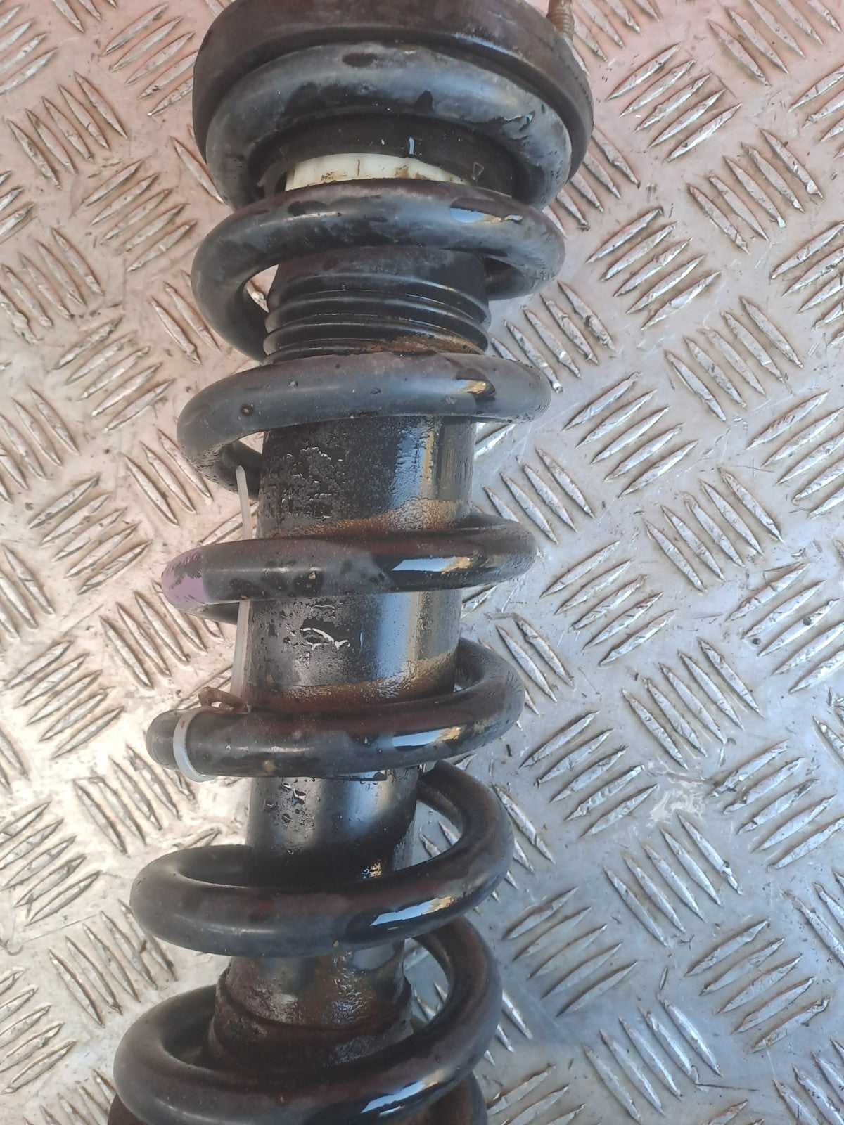 2021 Ford Ranger Wildtrak Front Shock Absorber Pair JB3C-18045-EDC Warranty A418 - Image 8