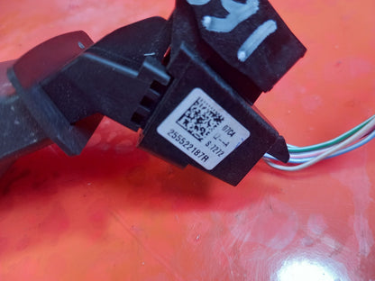 2024 Dacia Jogger Audio Sound Control Stalk 255522187R Warranty A391 - Image 7