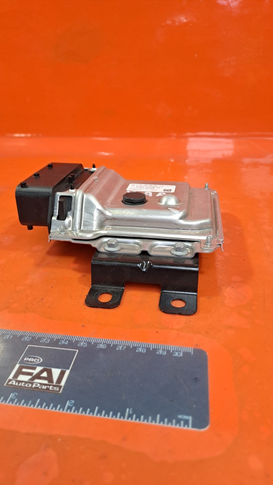 ebay-src:https://i.ebayimg.com/00/s/mtywmfg5mda=/z/-~8aaoswzbhncr9u/$_57.jpg