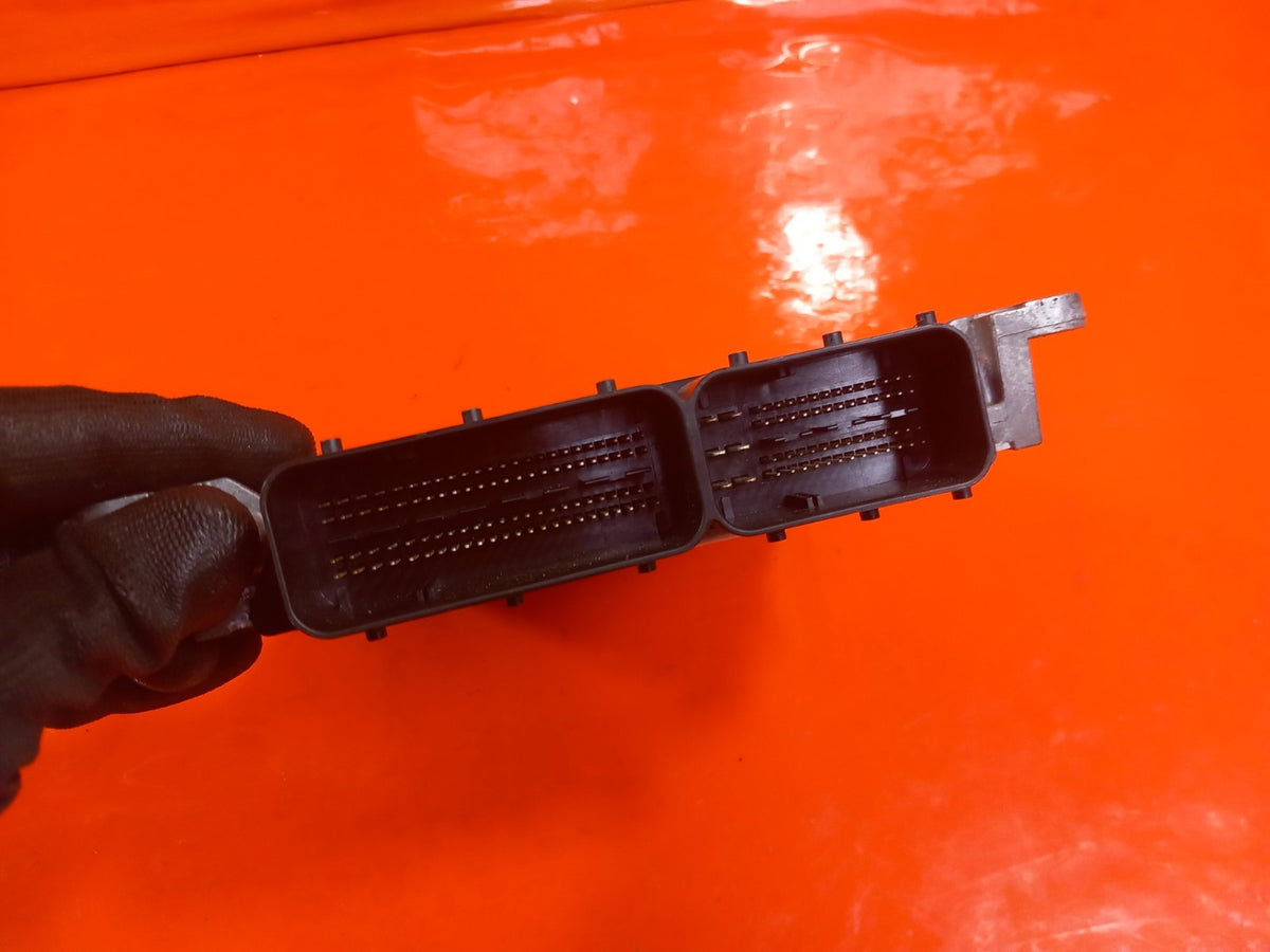 Mercedes C250 W204 2.1 Diesel 2011 Engine Control Module A6519005301 A283 - Image 4