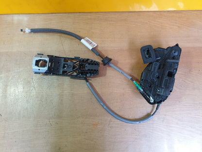 ✅AUDI Q3 S LINE 1.5 PETROL 2020 FRONT RIGHT DOOR LOCK 5TC837016B Warranty A198 - Image 2