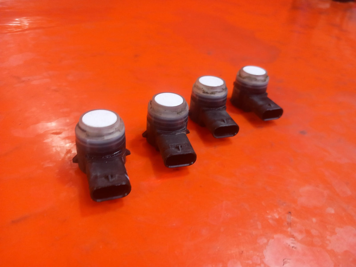 Vauxhall Combo MK4 1.5 Diesel 2020 Rear Parking Sensor White x1 9813328377 A414 - Image 4