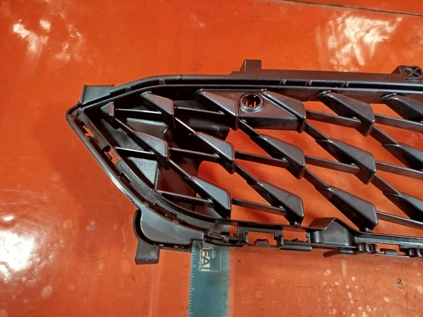 ✅CUPRA BORN V2 Ev 2023 FRONT BUMPER GRILL 10E853949C 10E853950C Warranty A272 - Image 2