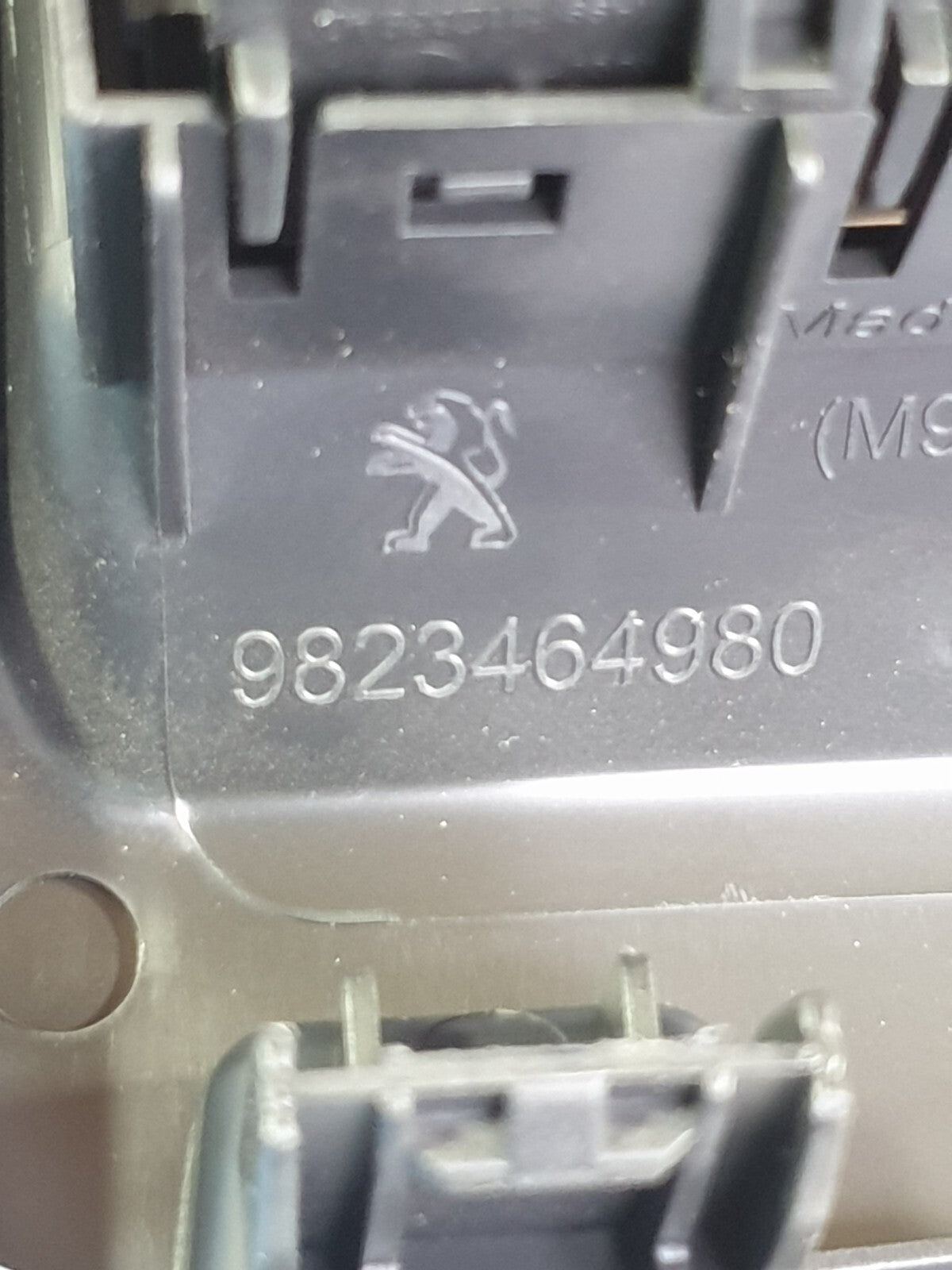 ✅Peugeot 208 2020 HEADLIGHT SWITCH PANEL 9823464980 Warranty A197 - Image 6