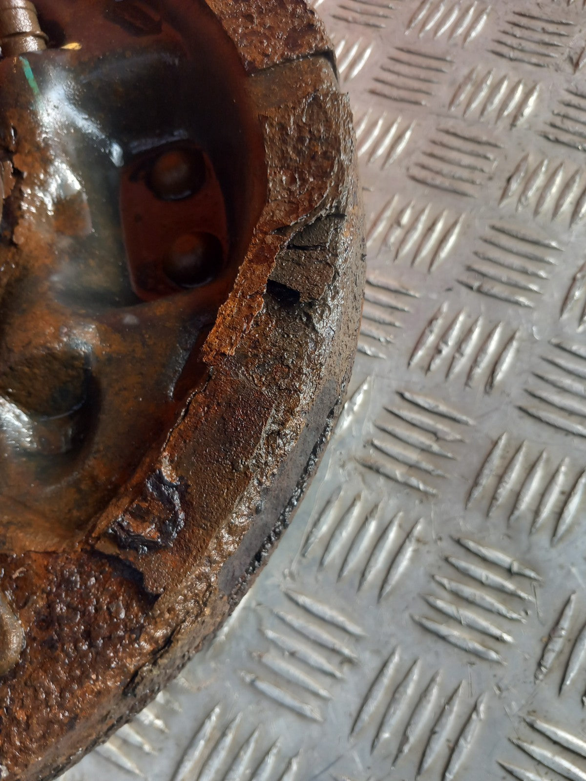 2017 Ford Ranger Wildtrak Rear Right Driveshaft Wheel Hub AB31-2211-AB A401 - Image 3