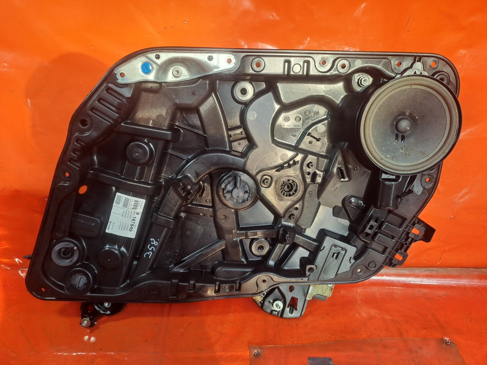 ✅2021 MERCEDES CLA C118 AMG LINE FRONT RIGHT WINDOW REGULATOR A1187200300 A358 - Image 7