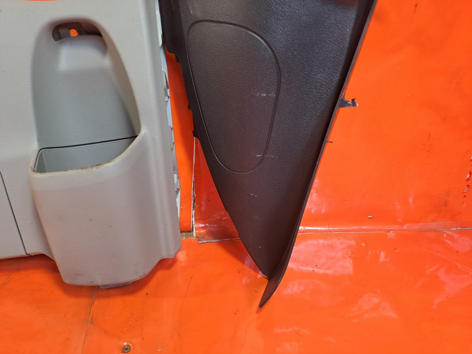 ✅Ford Tourneo Custom 2.0 Diesel 2017 Right Side Dashboard Cup Holders BK21V04394 - Image 6