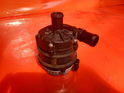 ✅VW Golf Gte 1.4 Petrol 2022 Auxiliary Water Pump 04L965567 Warranty A388 - Image 2
