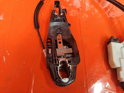✅Citroen Berlingo 650 1.5 Diesel 2020 Left Sliding Door Lock 16943540 Warranty - Image 6
