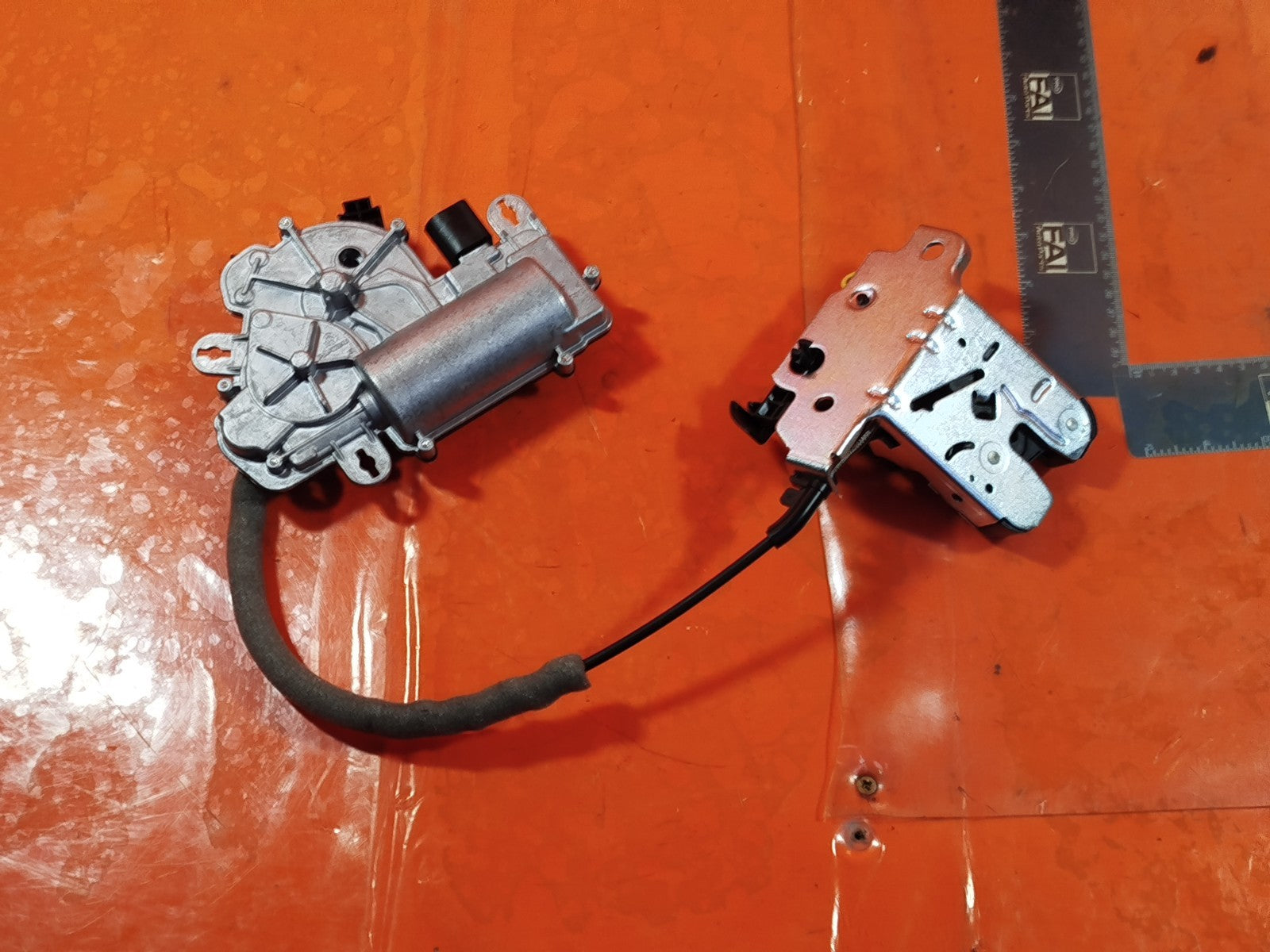 ebay-src:https://i.ebayimg.com/00/s/mtiwmfgxnjaw/z/-x0aaeswilrpgzvr/$_57.jpg