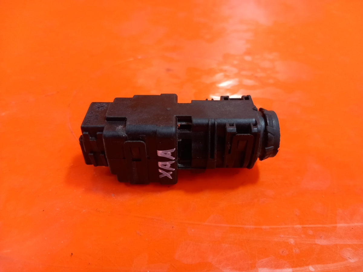Ford Focus MK3 Air Temperature Sensor BM5T-8B506-AB Warranty xAA - Image 8
