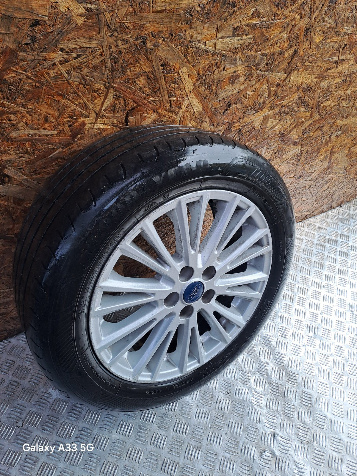 ✅2018 FORD GALAXY ZETEC ALLOY WHEEL & TYRE EM2C-1007-B1A 225/55 R17 + WARRANTY - Image 3