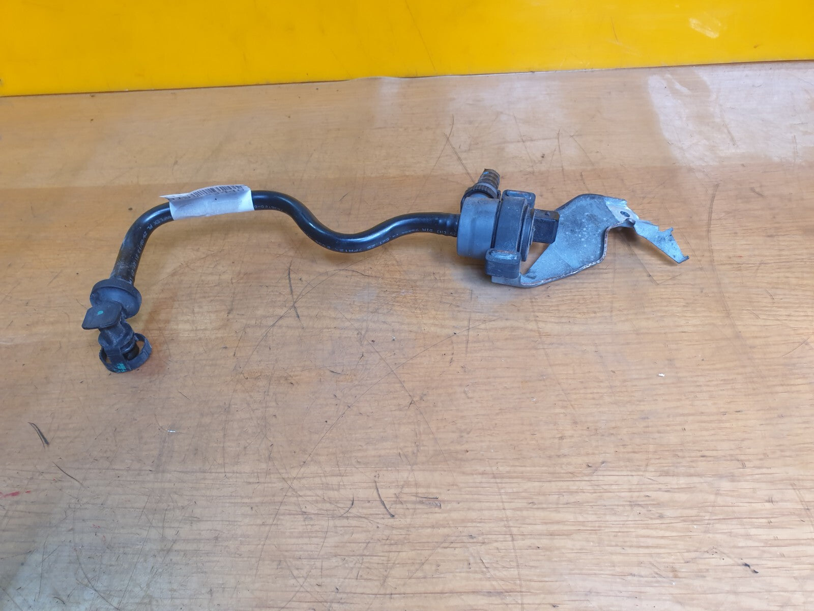 ✅2014 BMW 5 SERIES F11 4.4P THROTTLE BODY BREATHER VALVE PIPE 7636160 +WARRANTY - Image 1