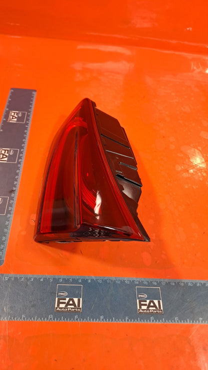 KIA XCEED 1.5 PETROL 2021 REAR RIGHT INNER TAIL LIGHT 92404J7350 Warranty A228 - Image 4