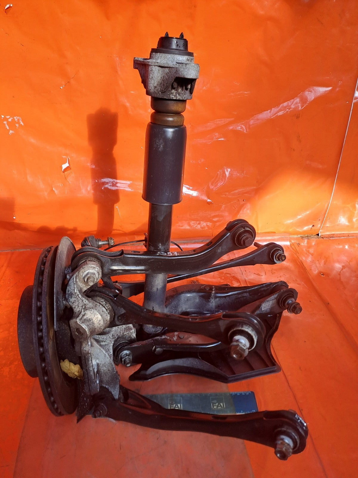 ✅BMW G20 320I 2.0 PETROL 2021 REAR RIGHT WHEEL HUB WITH ARMS 6886448 22338628 - Image 4