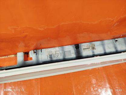 2023 BMW 1 Series F40 Right Side Skirt White 8072574 scratches Warranty A151 - Image 6