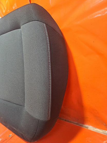 ✅CITROEN C4 CACTUS 1.6 DIESEL 2015 REAR BENCH CLOTH SEAT A327 - Image 7