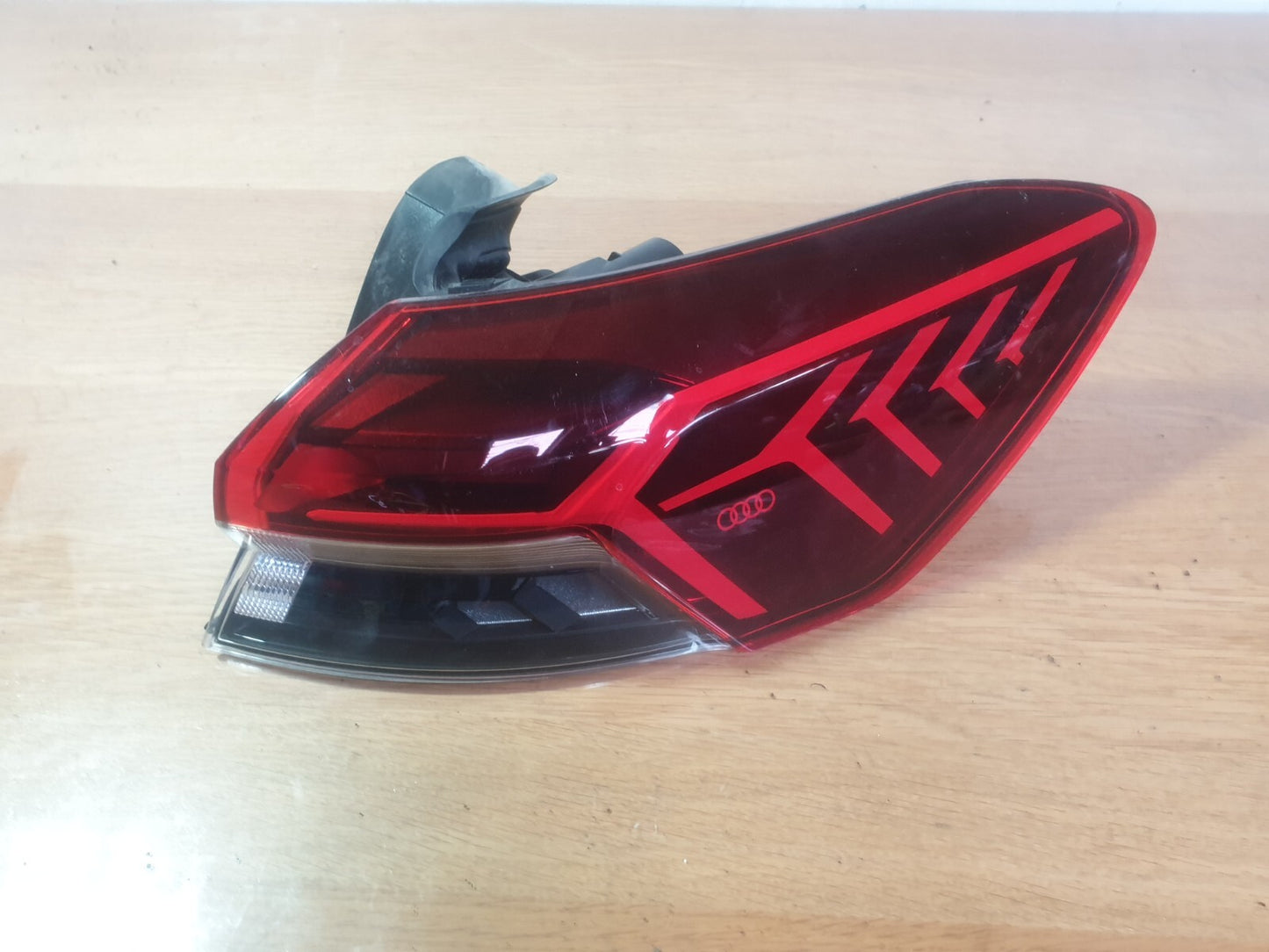 ✅Audi Q4 E-Tron S Line 2023 Rear Right Tail Light 89A945070 89A945254A Warranty - Image 1
