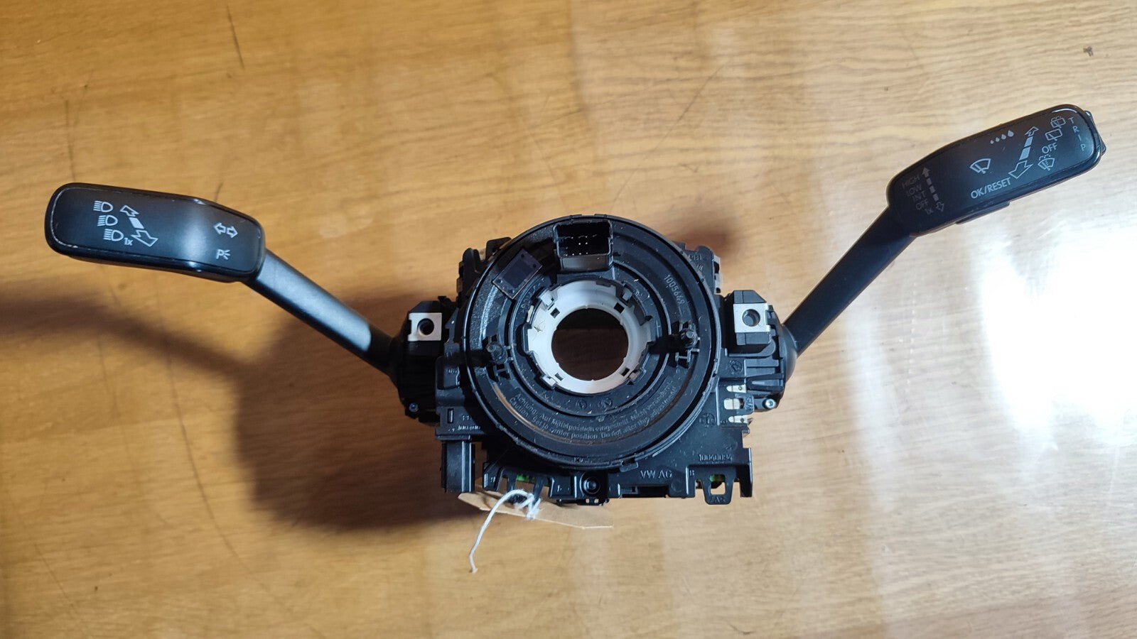 ✅2013 VW GOLF MK7 1.2P WIPER INDICATOR STALK SQUIB SLIP RING 5Q0953507AB A098 - Image 1