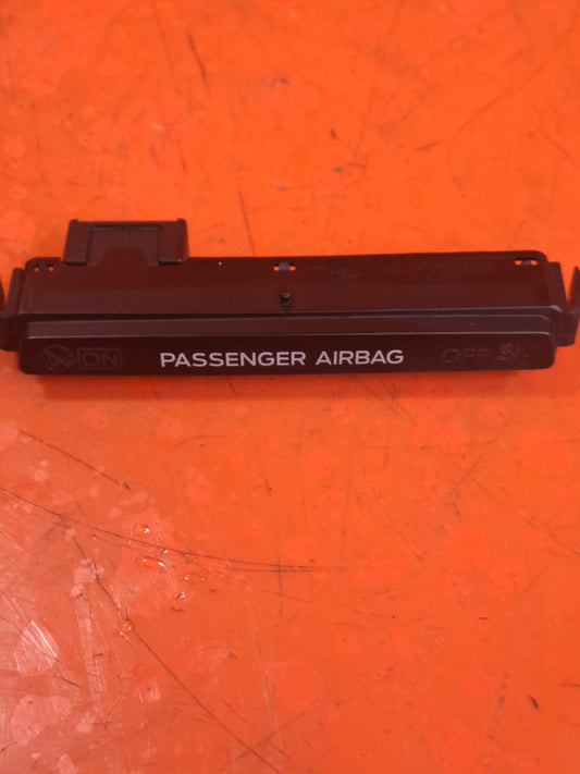 ✅FORD KUGA ST-LINE X 2.5 PETROL 2023 PASSENGER AIRBAG INDICATOR DISPLAY SCREEN - Image 1