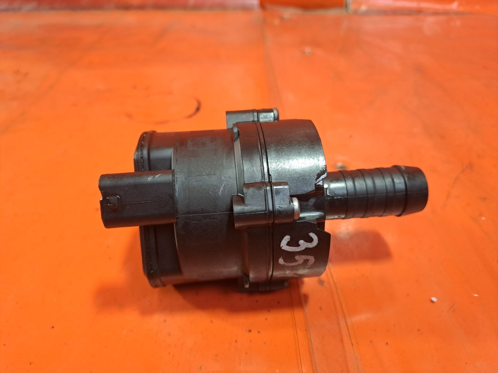 ✅2019 Ford Focus MK4 ST-Line Auxiliary Water Pump JX61-18D473-PA + Warranty A354 - Image 3