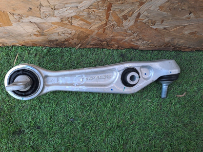 2024 TESLA MODEL 3 LONG FRONT RIGHT LOWER SUSPENSION ARM 1344341-00-B A207 - Image 1