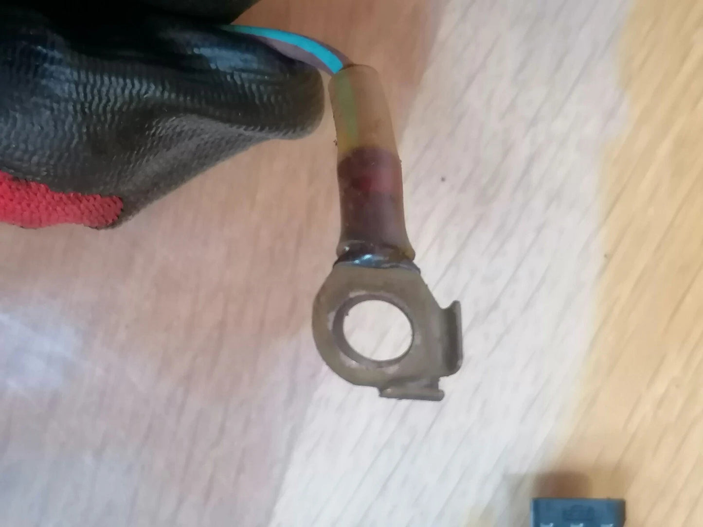 ebay-src:https://i.ebayimg.com/00/s/mtiwmfgxnjaw/z/tcyaaeswsqrqdtkw/$_57.jpg