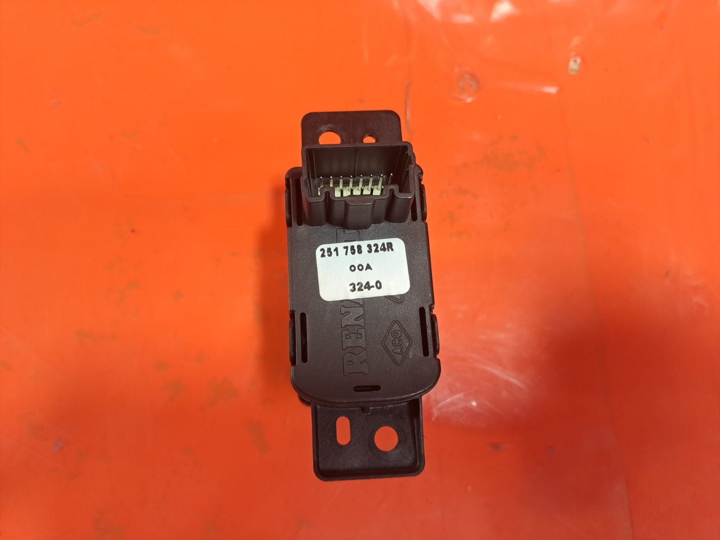 ✅2021 Renault Captur MK2 Iconic Parking Brake Switch 251758324R + Warranty A385 - Image 6