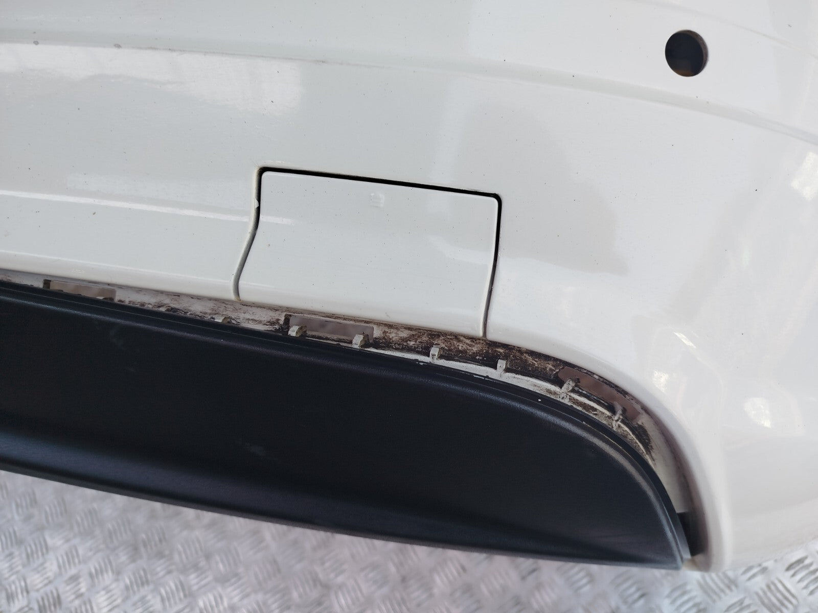 ✅2011 MERCEDES C CLASS W204 2.1 DIESEL REAR BUMPER WHITE 650 Scratches A283 - Image 12