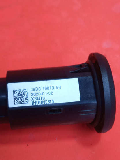 ✅Jaguar I-Pace Ev400 X590 2020 USB Socket Connector J9D319010AB Warranty A375 - Image 8
