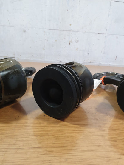 ebay-src:https://i.ebayimg.com/00/s/mtywmfgxmjaw/z/nfyaaosw6pfm5f8g/$_57.jpg