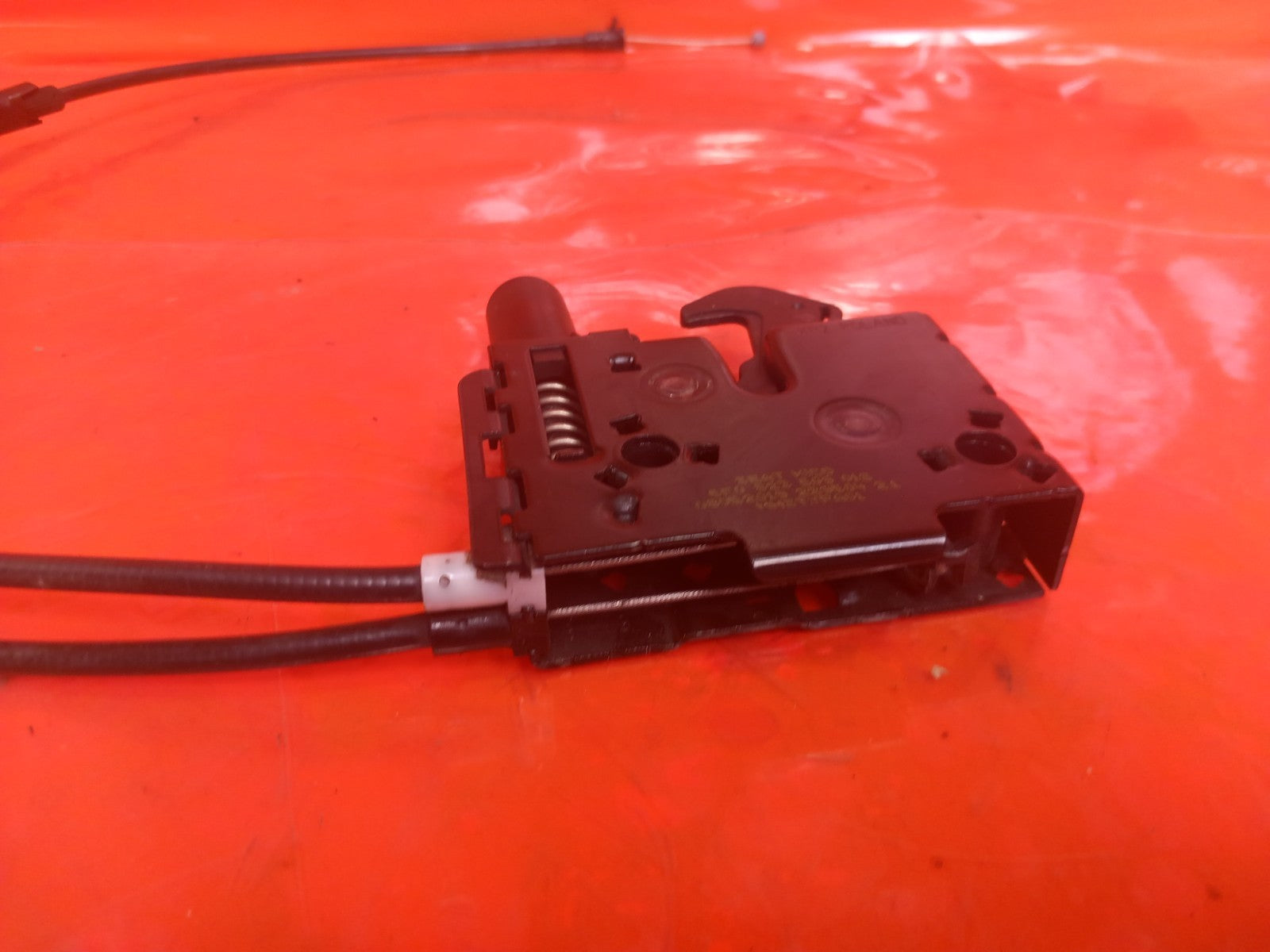 2018 Seat Arona Front Bonnet Lock Catch Mech 6F0823509 Warranty xAA - Image 10
