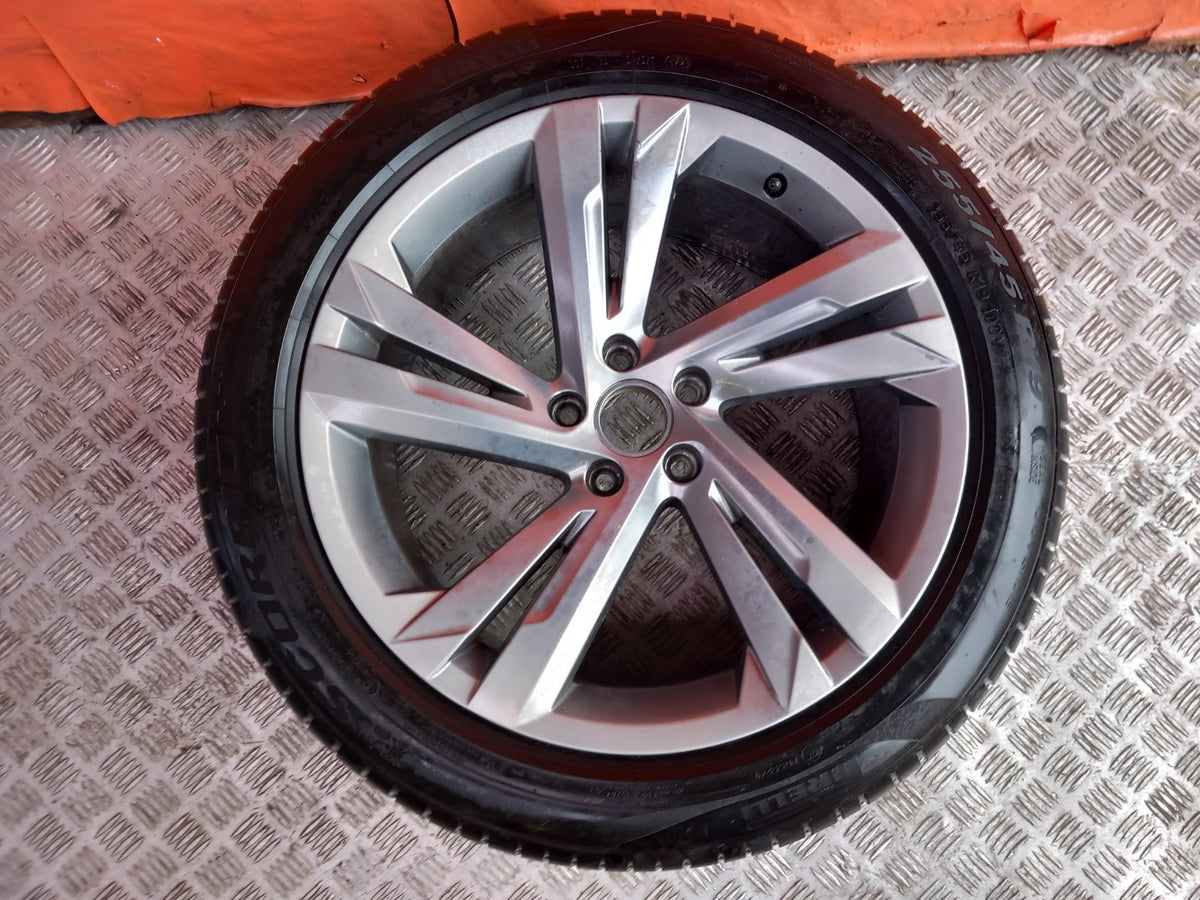 VW Tiguan 2016-2024 Alloy Wheel with Tyre 255/45 R19 5NA601025AM xAA - Image 2