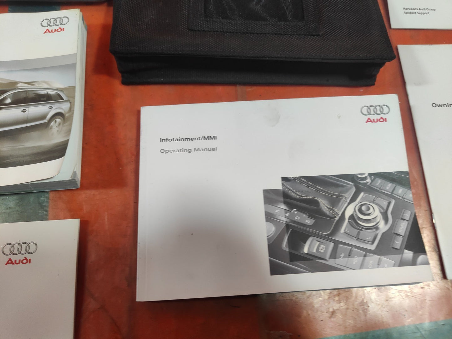 ✅2009 AUDI Q7 4L HANDBOOK OWNERS MANUAL WALLET + WARRANTY A300 - Image 9