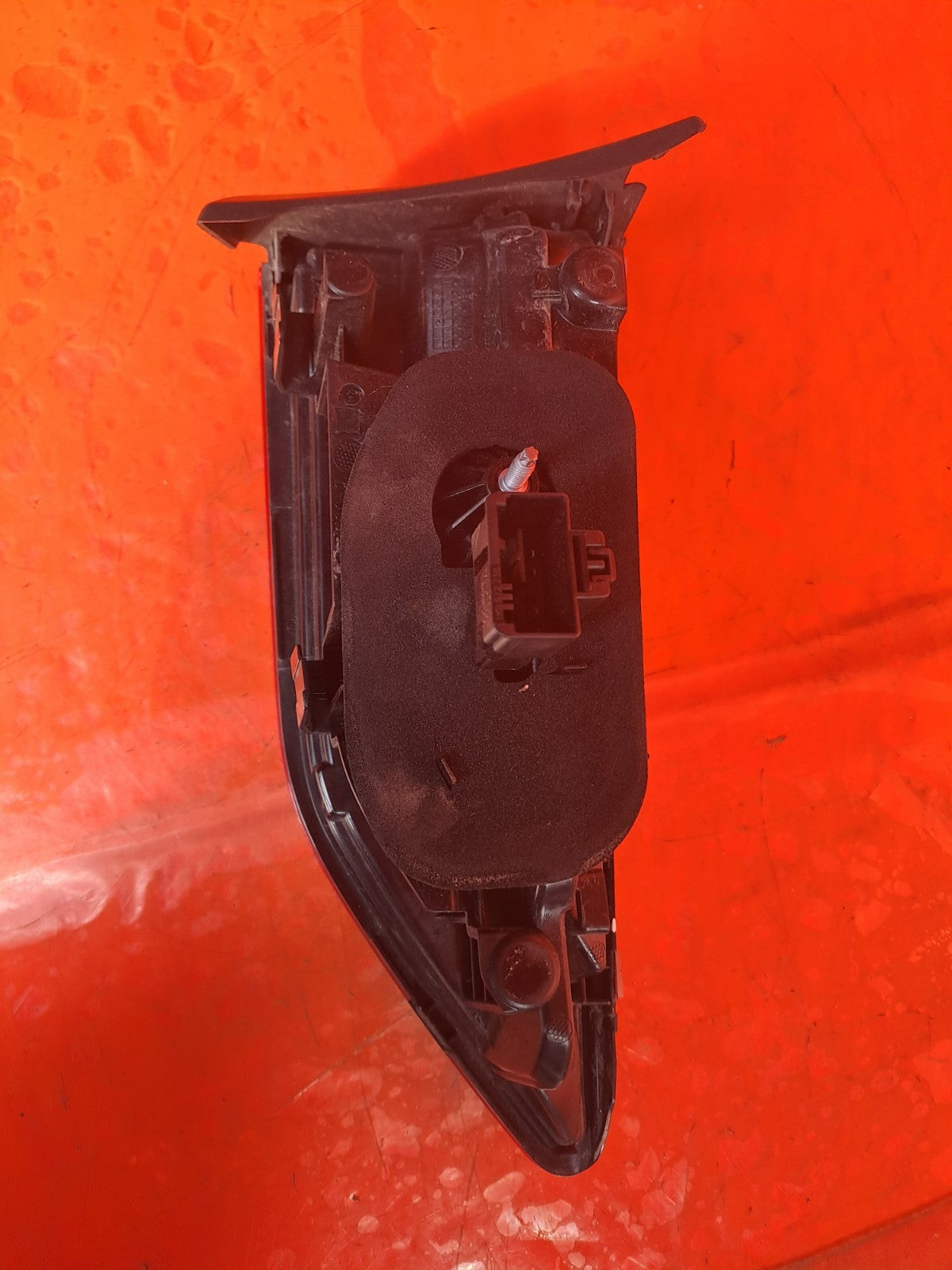 ebay-src:https://i.ebayimg.com/00/s/mtywmfgxmjaw/z/pbsaaeswtibpqtvj/$_57.jpg
