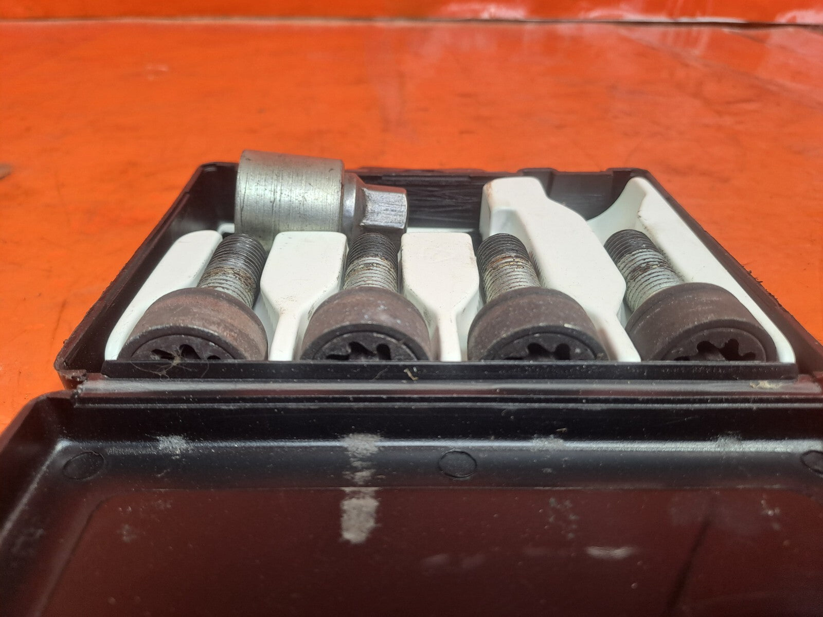 ✅Ssangyong Korando S 2013 2.0 Diesel Wheel Bolts Warranty A282 - Image 4