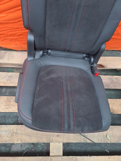 ✅Ford Puma St-Line X 1.0 Petrol 2021 Rear Right Seat Warranty A335 - Image 4